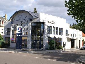 Saab Autohaus / Gewerbebau